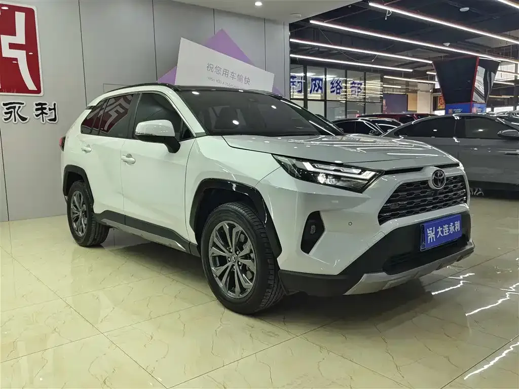 Toyota RAV4 2025 из CN, фото 2