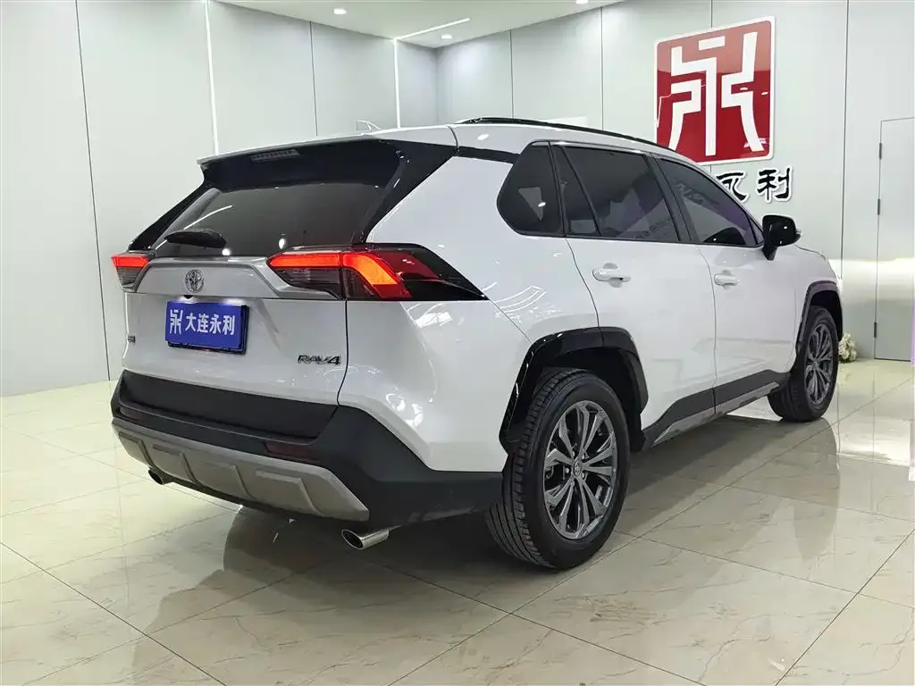 Toyota RAV4 2025 из CN, фото 10