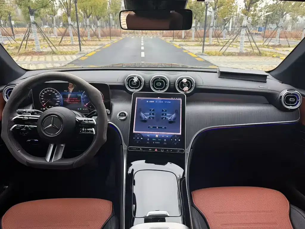 Mercedes-Benz GLC 2024 из CN, фото 4
