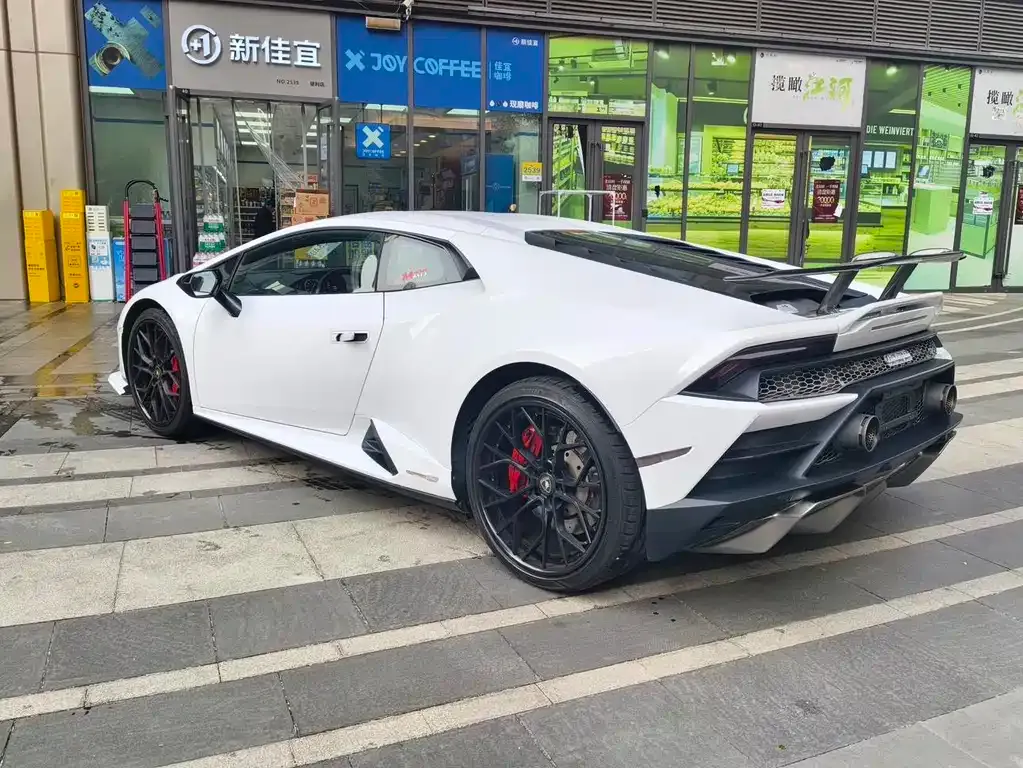 Lamborghini Huracan 2021 из CN, фото 6