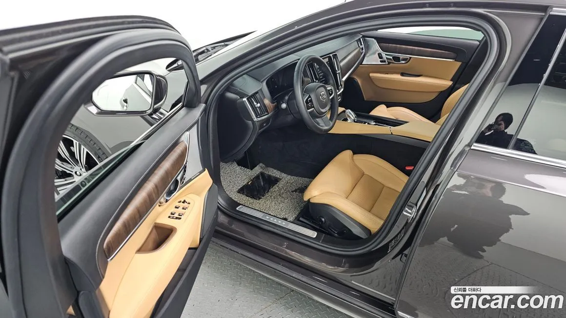 Volvo S90 2023 из KR, фото 10