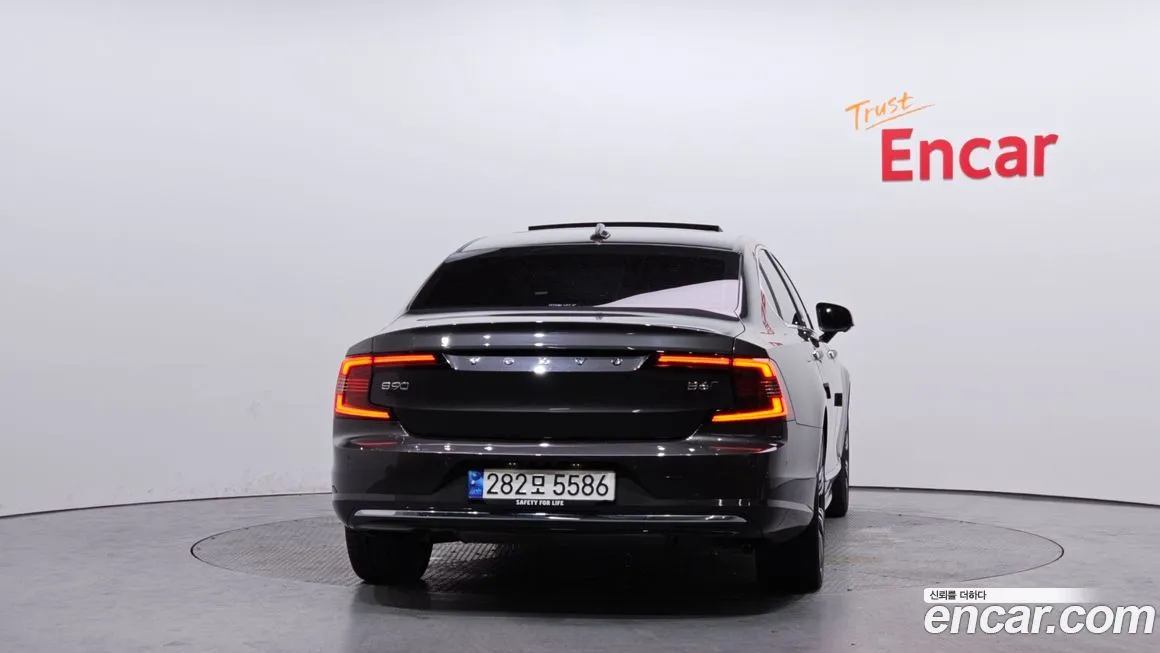 Volvo S90 2023 из KR, фото 7