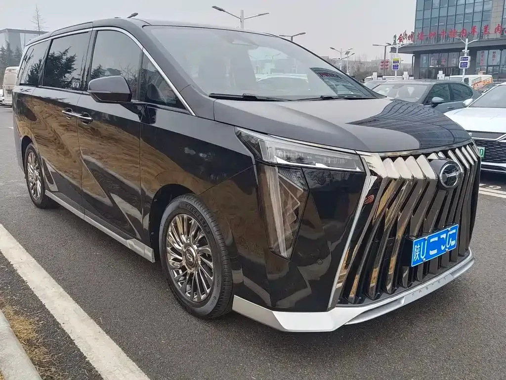 GAC Motor Trumpchi M8 — фото 8