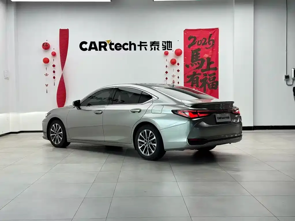 Lexus ES 2025 из CN, фото 8