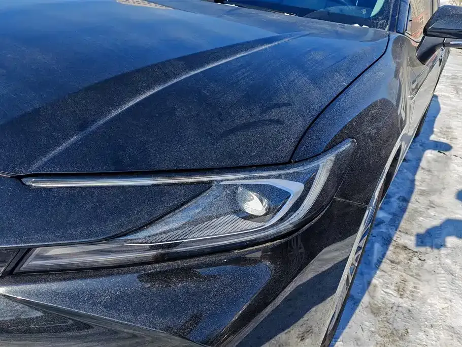 Toyota Camry — фото 9