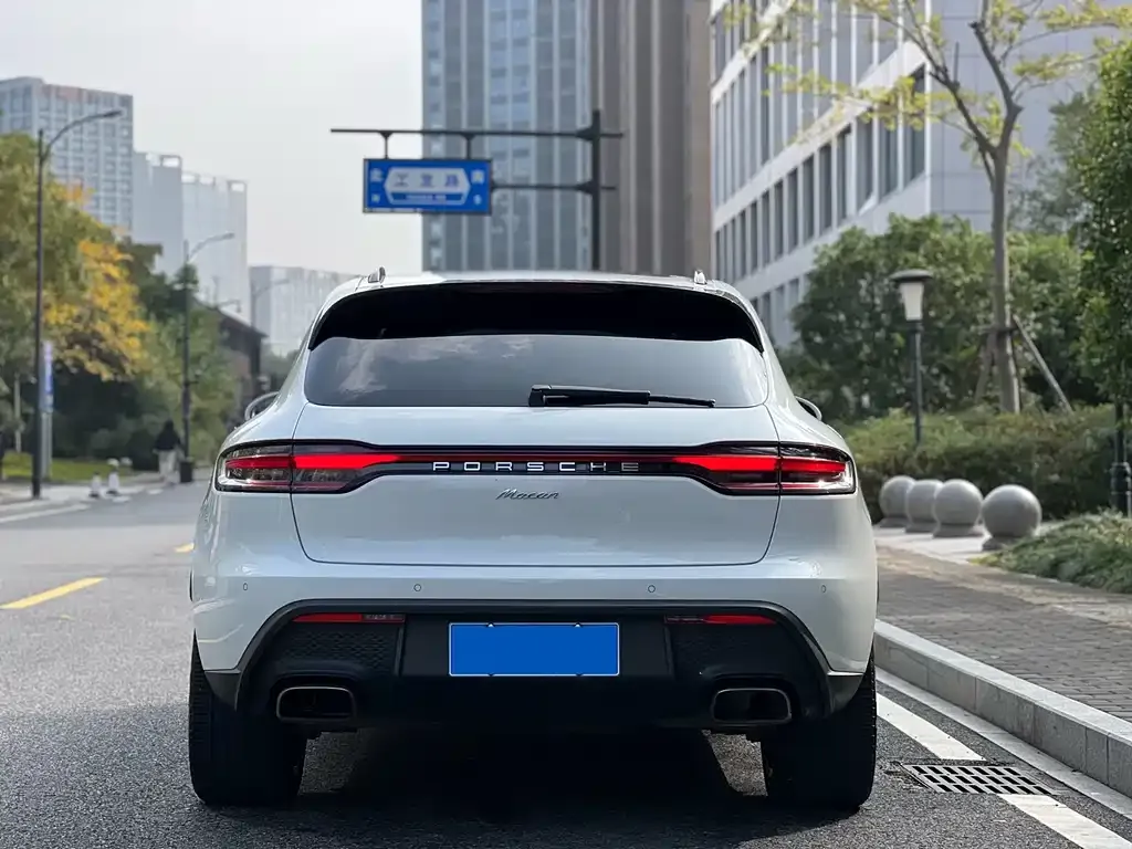 Porsche Macan 2024 из CN, фото 5