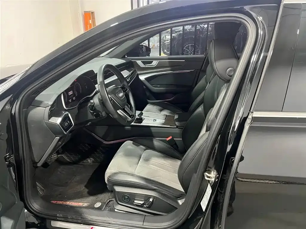 Audi A6L 2023 из CN, фото 9