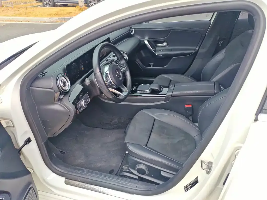 Mercedes-Benz A-Class 2022 из CN, фото 6