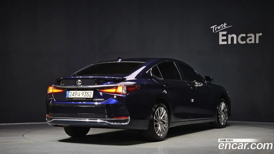 Lexus ES 2024 из KR, фото 2