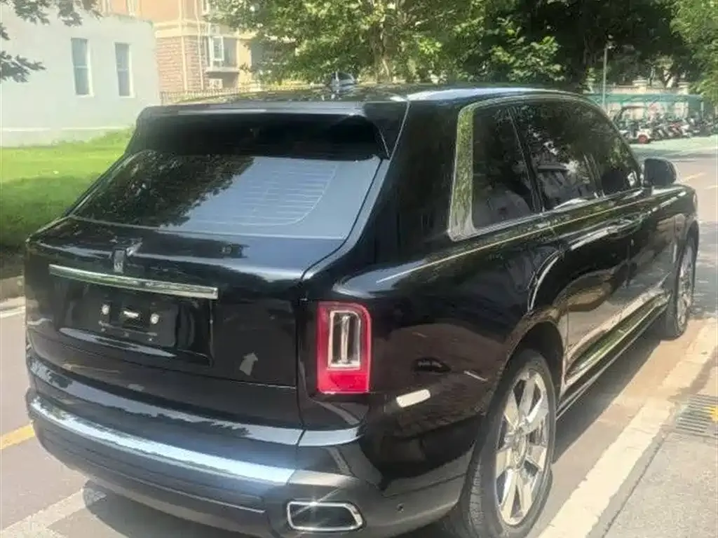 Rolls-Royce Cullinan 2022 из CN, фото 6