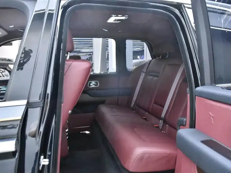 Rolls-Royce Cullinan 2022 из CN, фото 4