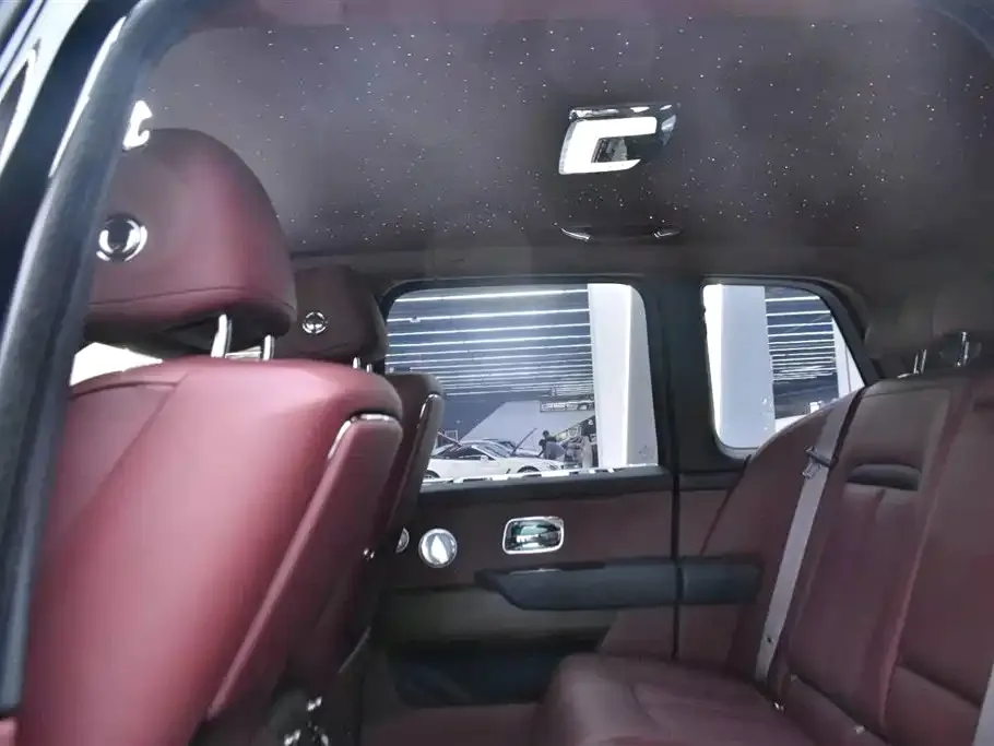 Rolls-Royce Cullinan 2022 из CN, фото 2