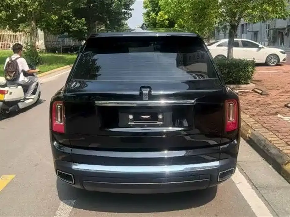 Rolls-Royce Cullinan 2022 из CN, фото 10