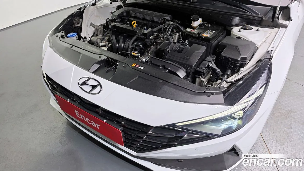 Hyundai AVANTE — фото 8