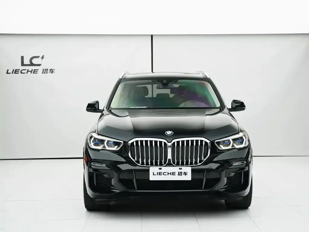 BMW X5 (Import) — фото 2