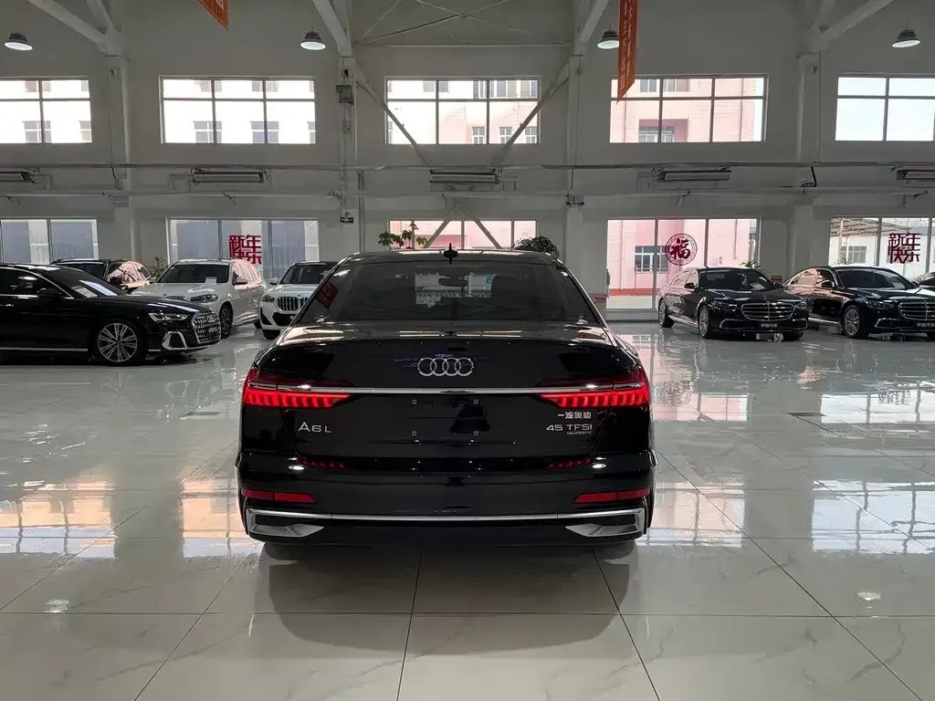 Audi A6L 2025 из CN, фото 3