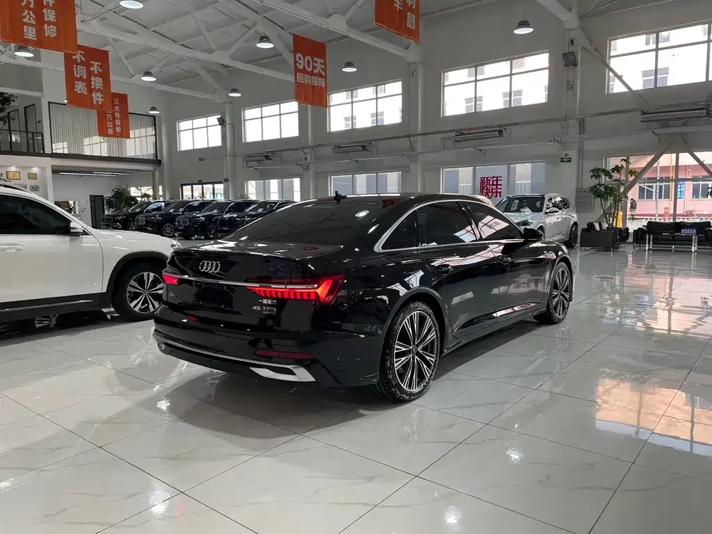 Audi A6L 2025 из CN, фото 5