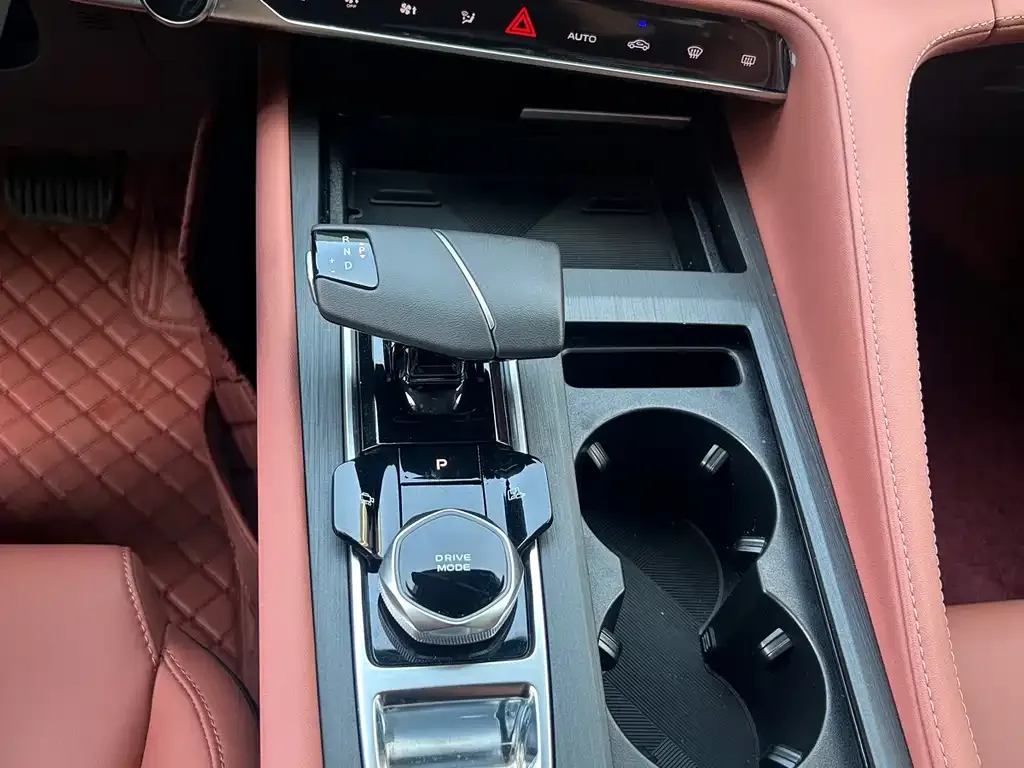 Changan CS75PLUS 2025 из CN, фото 9