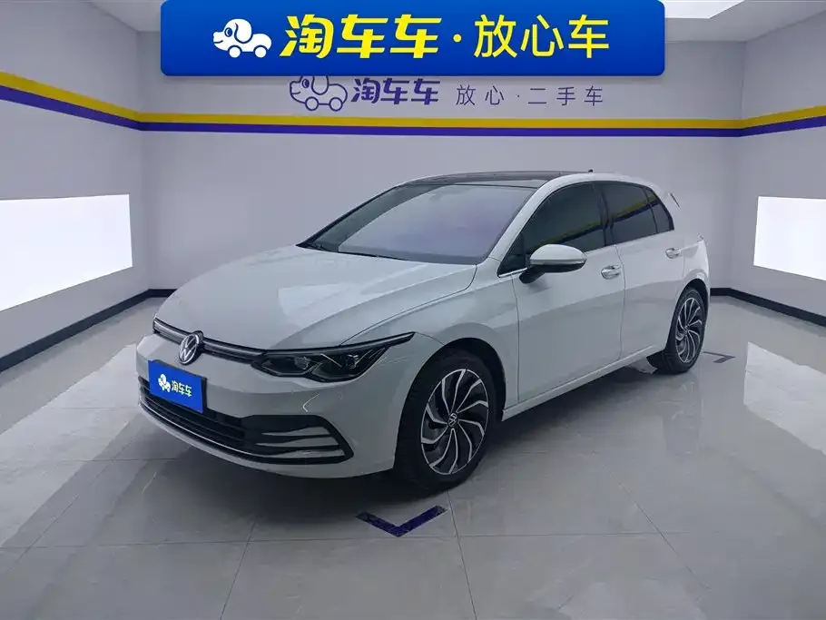 Volkswagen Golf 2023 из CN, фото 1