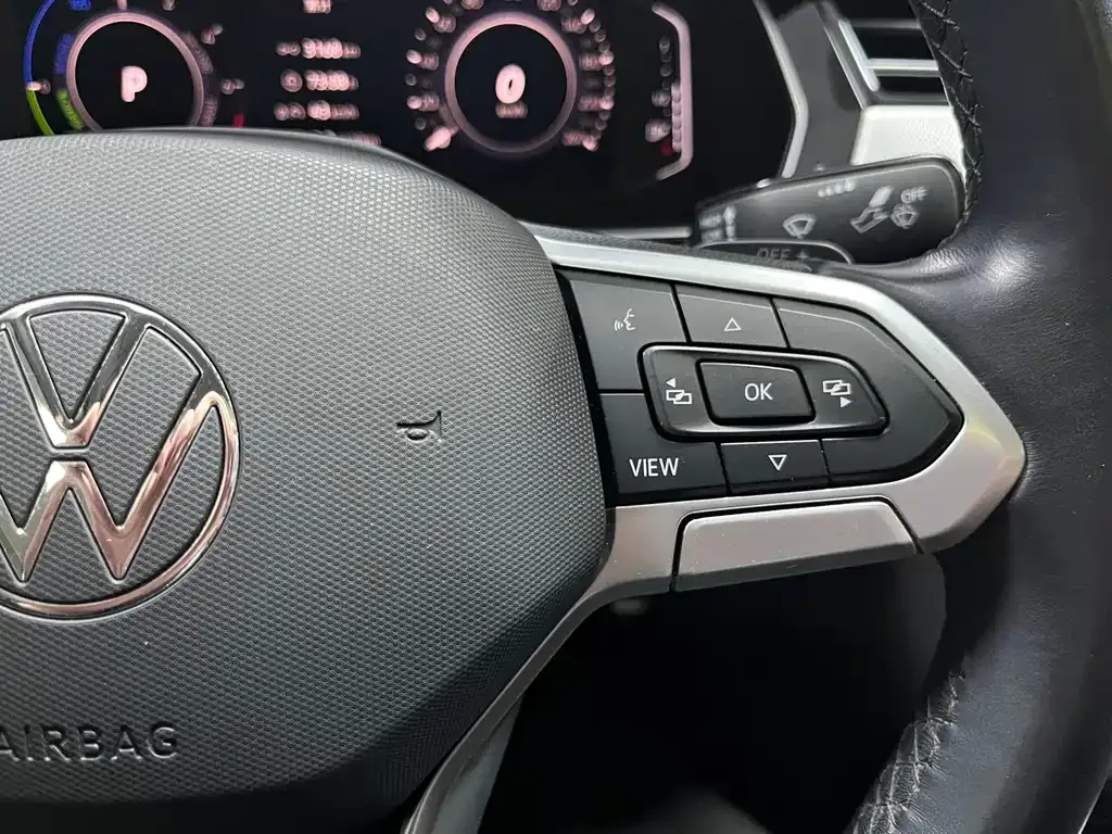Volkswagen Magotan GTE PHEV 2023 из CN, фото 9