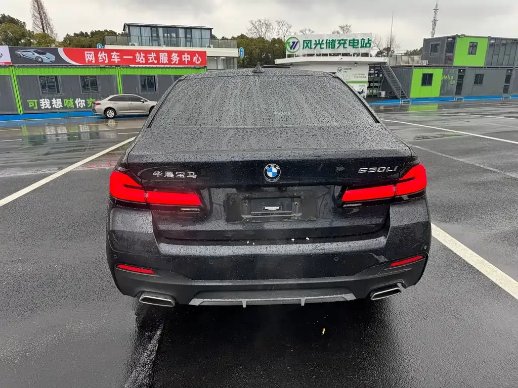 BMW 5 Series 2022 из CN, фото 3