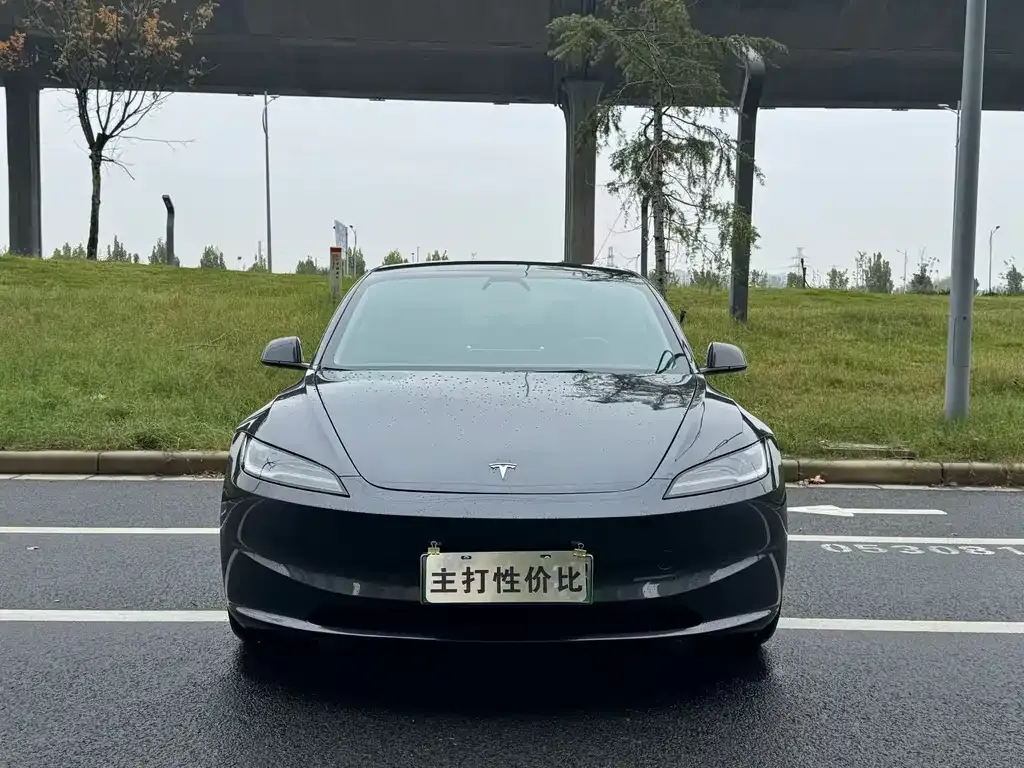 Tesla Model 3 2025 из CN, фото 7