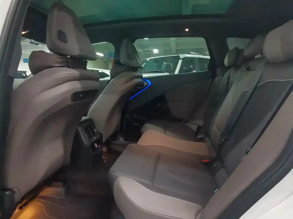 BMW X3 2025 из CN, фото 8
