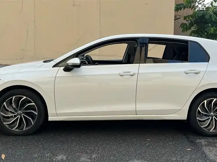 Volkswagen Golf 2021 из CN, фото 7