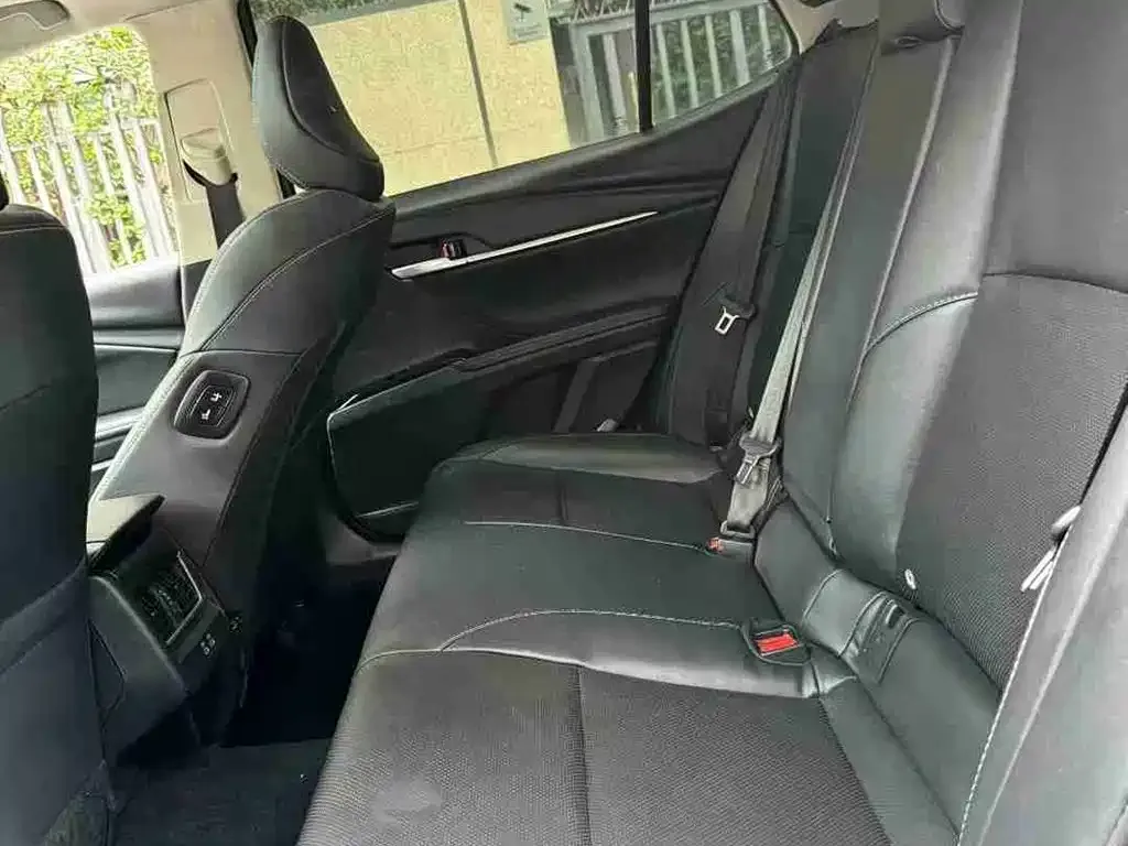 Toyota Camry 2024 из CN, фото 6