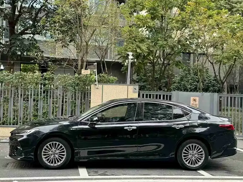 Toyota Camry 2024 из CN, фото 7