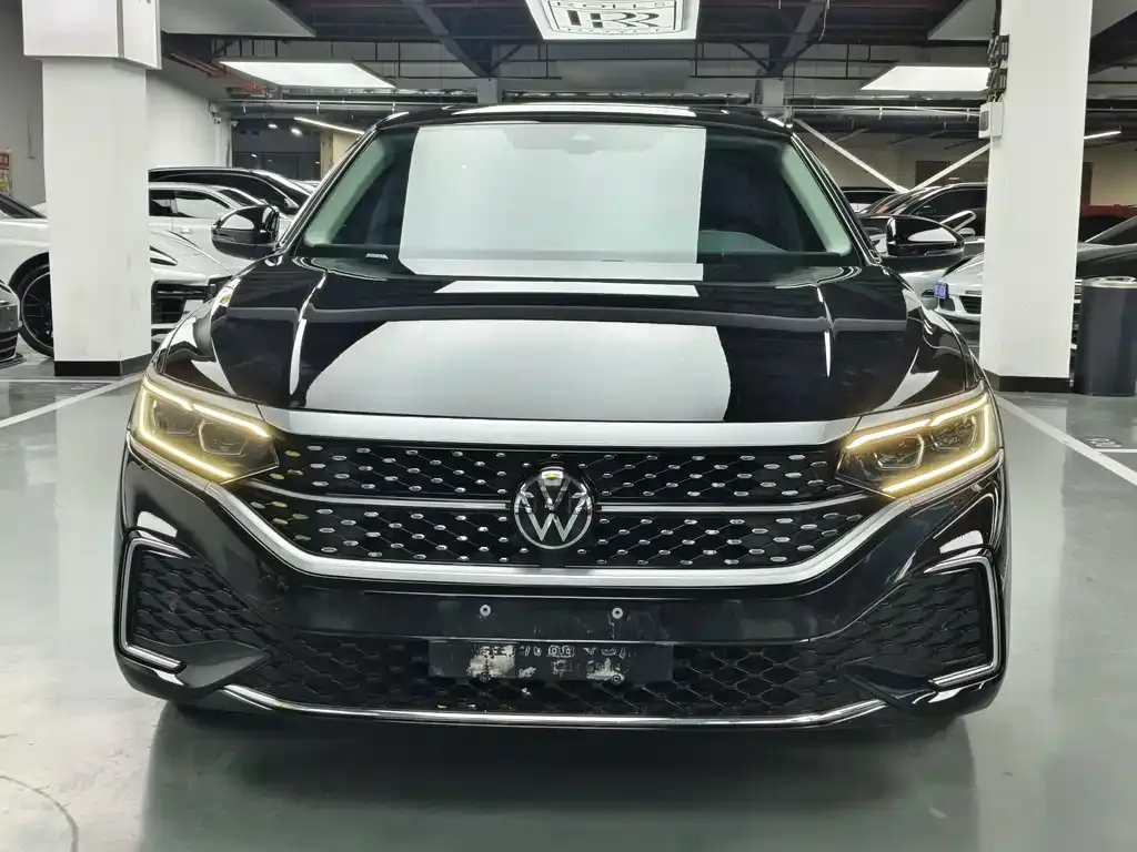 Volkswagen Passat 2022 из CN, фото 7
