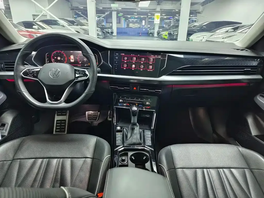 Volkswagen Passat 2022 из CN, фото 8