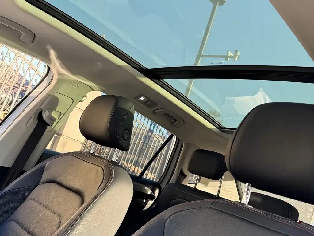 Volkswagen Tharu 2022 из CN, фото 3