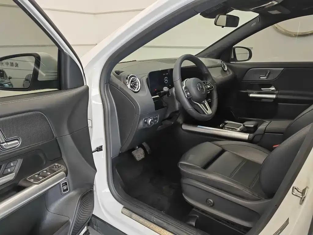 Mercedes-Benz GLA 2023 из CN, фото 9