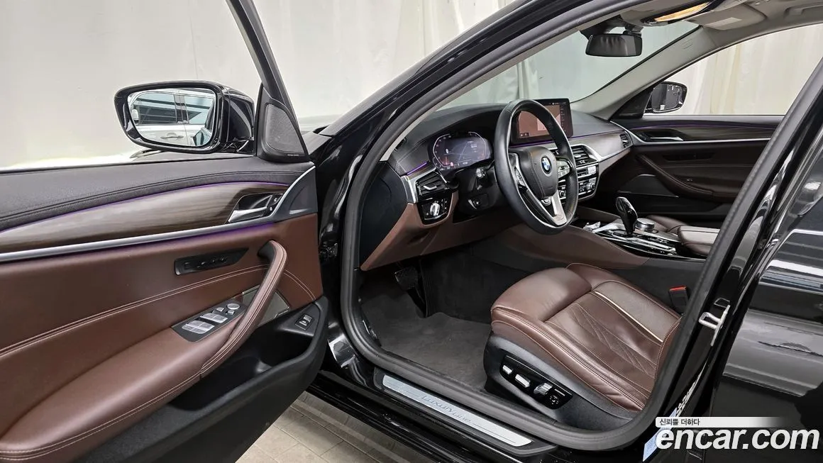 BMW 5-Series 2022 из KR, фото 2