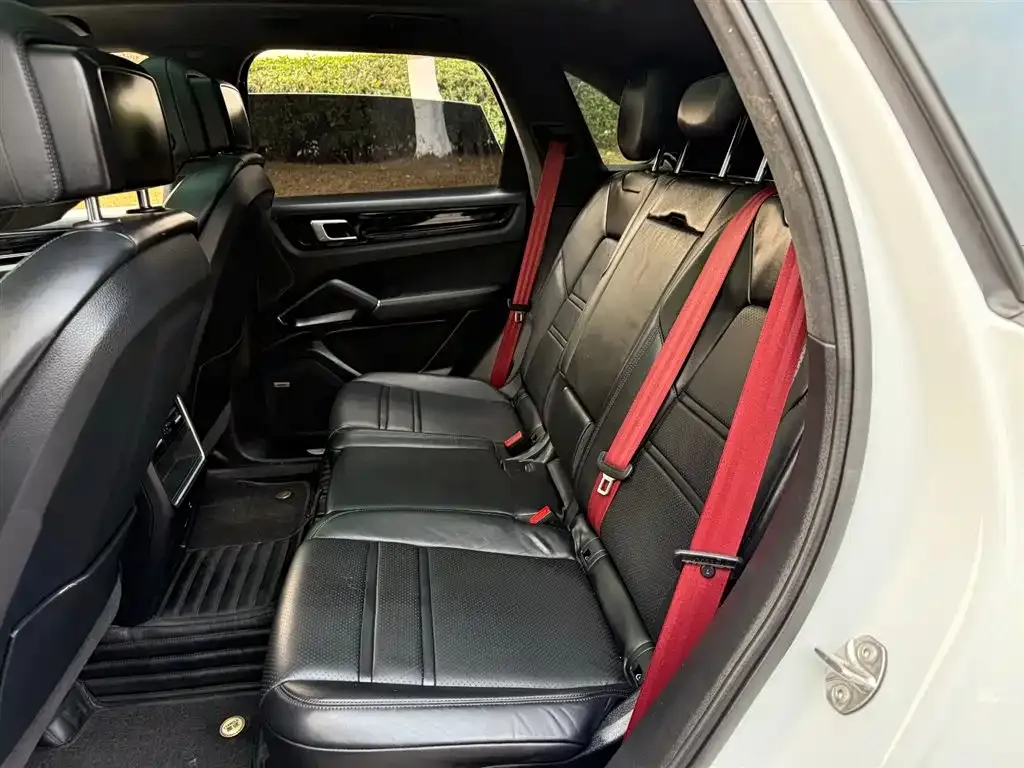 Porsche Cayenne 2021 из CN, фото 7