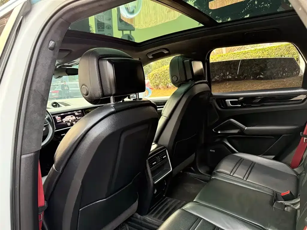 Porsche Cayenne 2021 из CN, фото 6