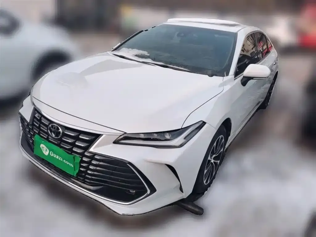 Toyota Avalon 2023 из CN, фото 1