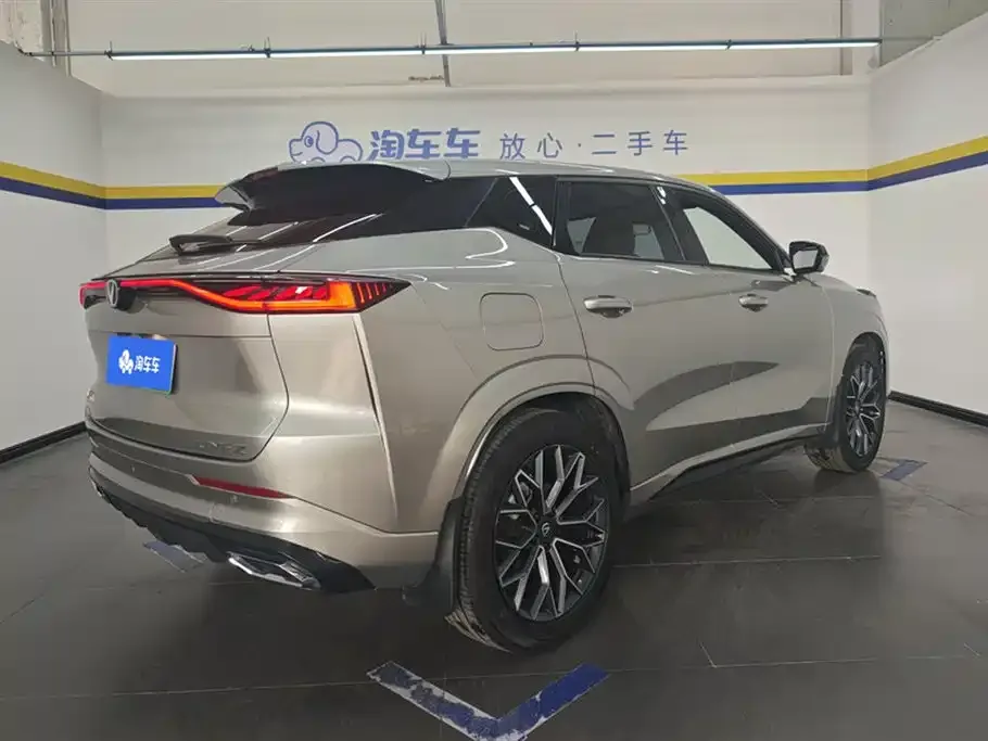 Changan UNI-Z New Energy 2024 из CN, фото 8