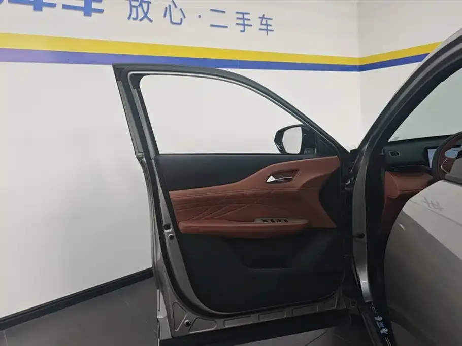 Changan UNI-Z New Energy 2024 из CN, фото 6