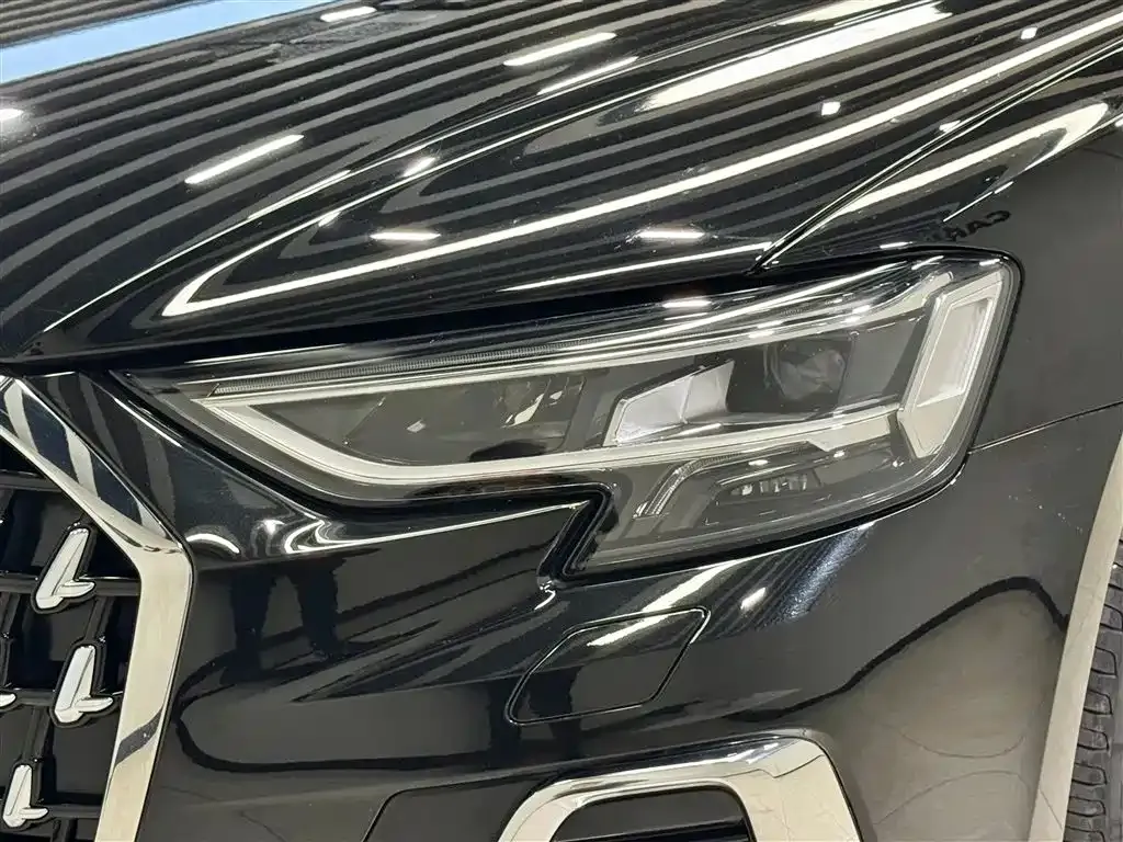 Audi A8 2023 из CN, фото 9