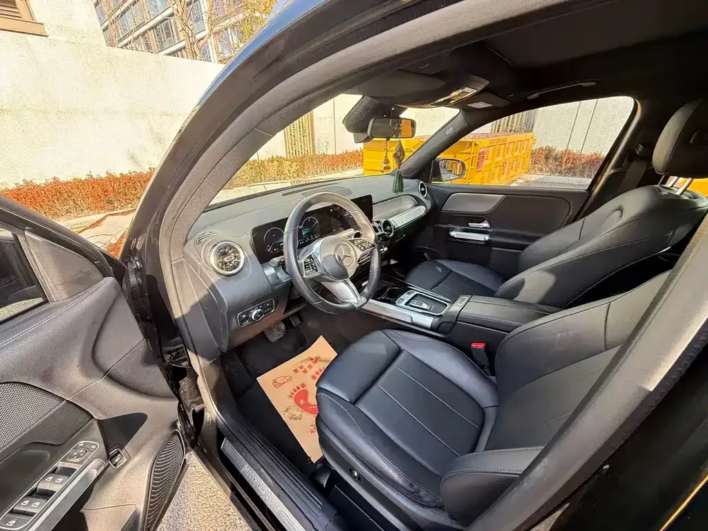 Mercedes-Benz GLB 2023 из CN, фото 8