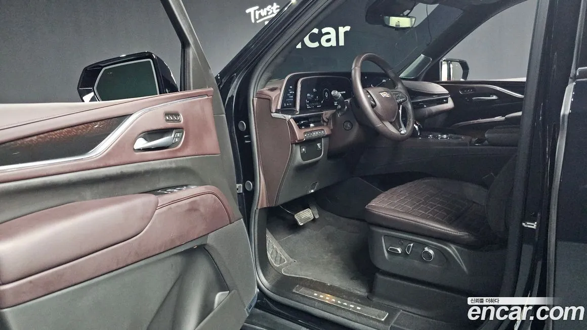 Cadillac Escalade 2024 из KR, фото 8