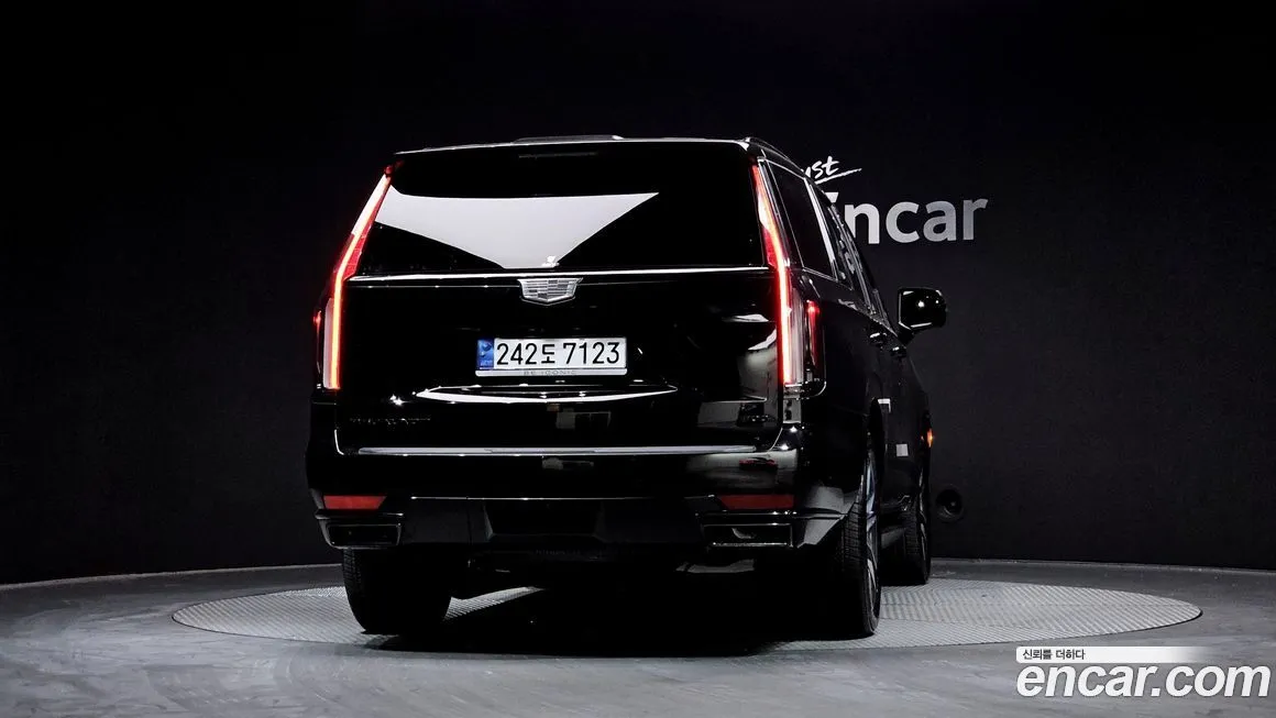 Cadillac Escalade 2024 из KR, фото 5