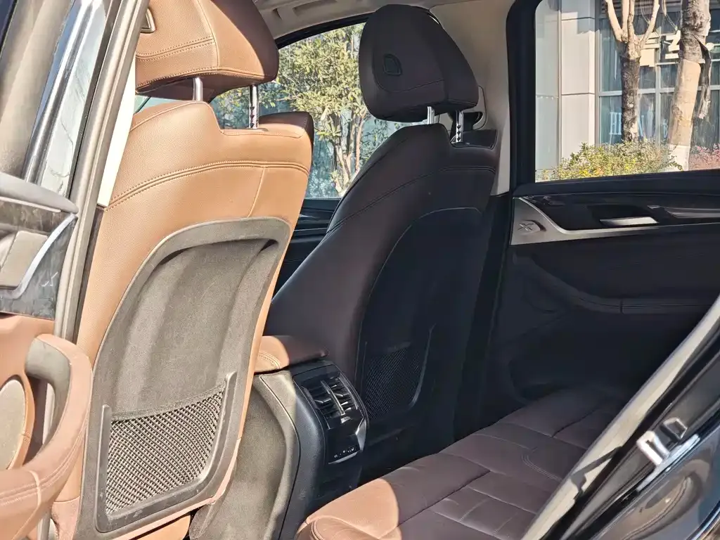 BMW X3 2021 из CN, фото 8