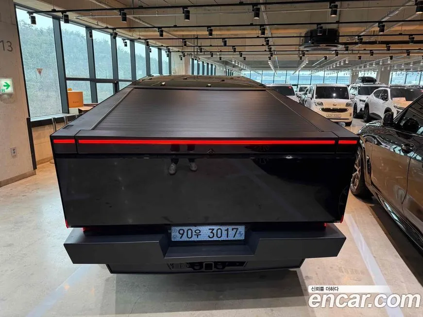 Tesla Cybertruck 2025 из KR, фото 5