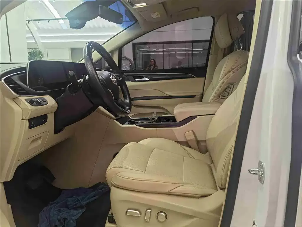 Buick GL8 2024 из CN, фото 10