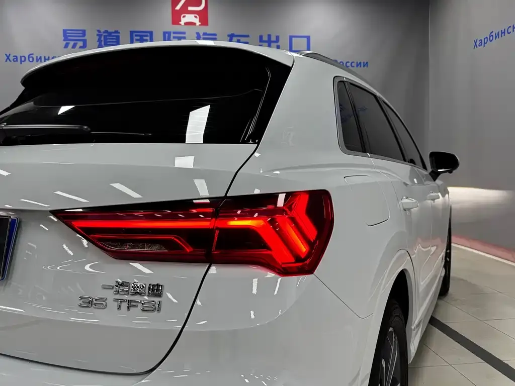 Audi Q3 2021 из CN, фото 2