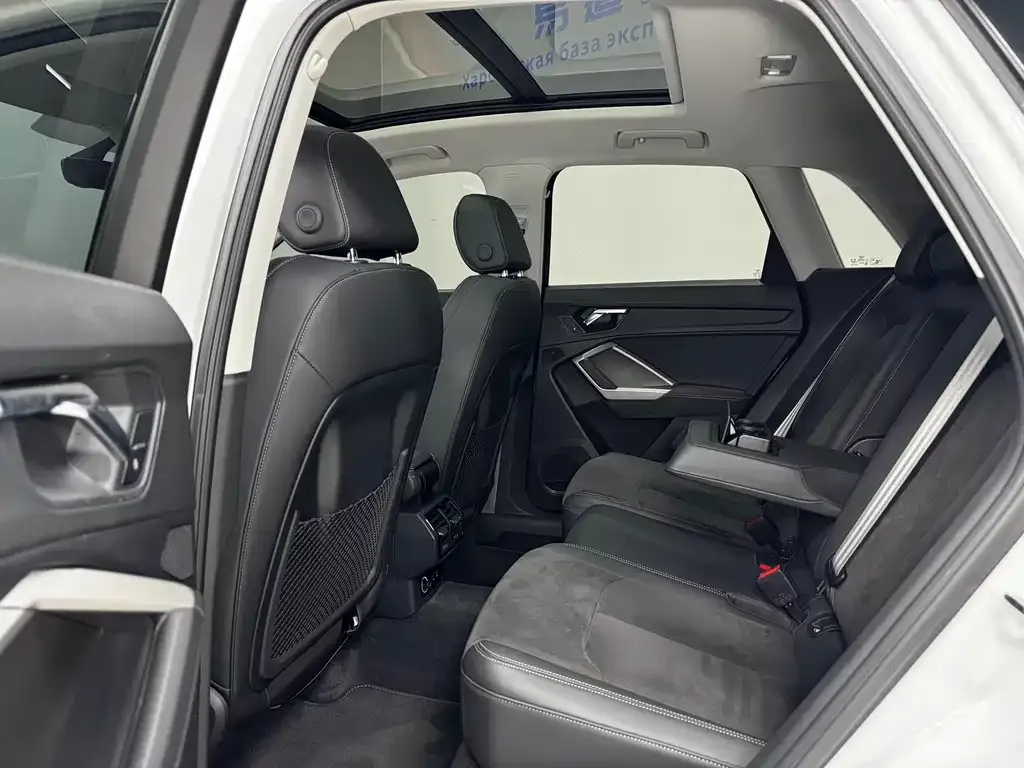 Audi Q3 2021 из CN, фото 6