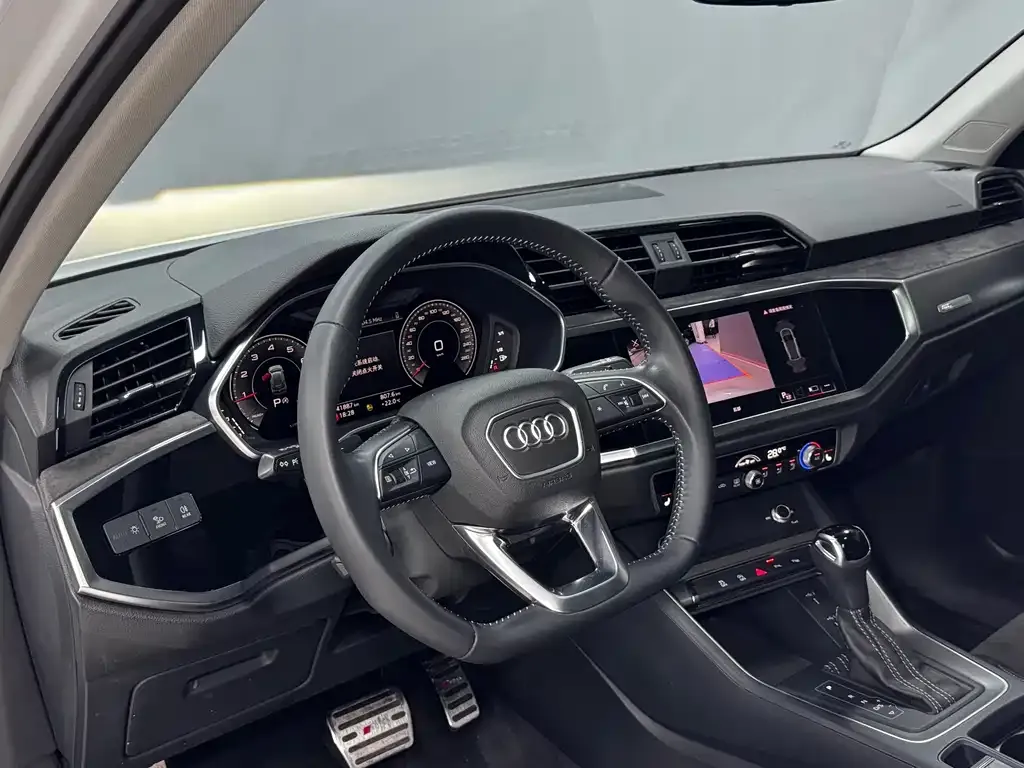 Audi Q3 2021 из CN, фото 10